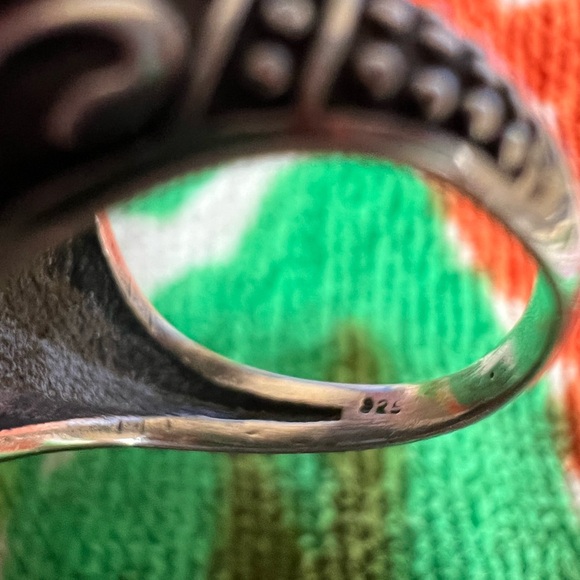 Sterling Silver Labradorite Cabochon Ring - Picture 10 of 12